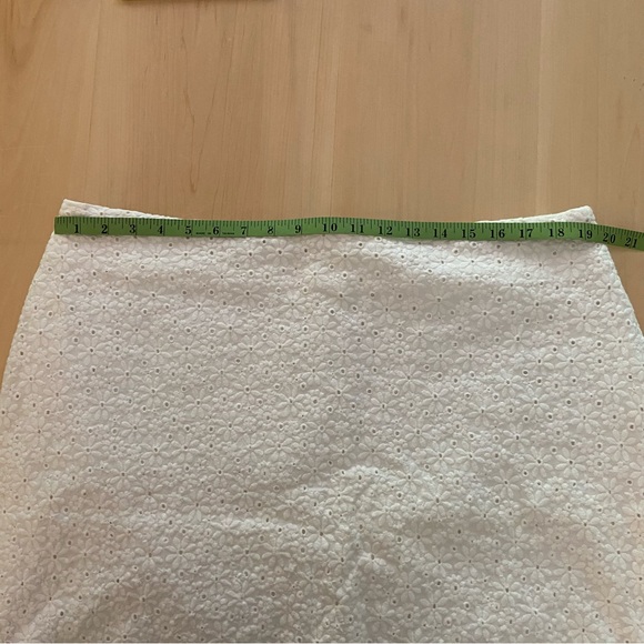 LARKSPUR Size 20 W Cotton blend white embroidered mini skirt. Vintage. - Picture 11 of 14